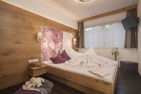 Beliebte Airbnb-Anzeige: Apart Central: Cosy 3BR Apt, 80m next to cable car in Mayrhofen