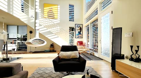 Top performing Airbnb: Pristine Architectural Loft in WeHo - Artsy Modern in Beverly Grove