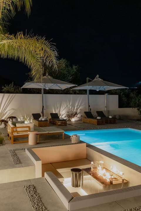 Luxury Villa w/ Pool, Fire Pit & cinema• Nafplio