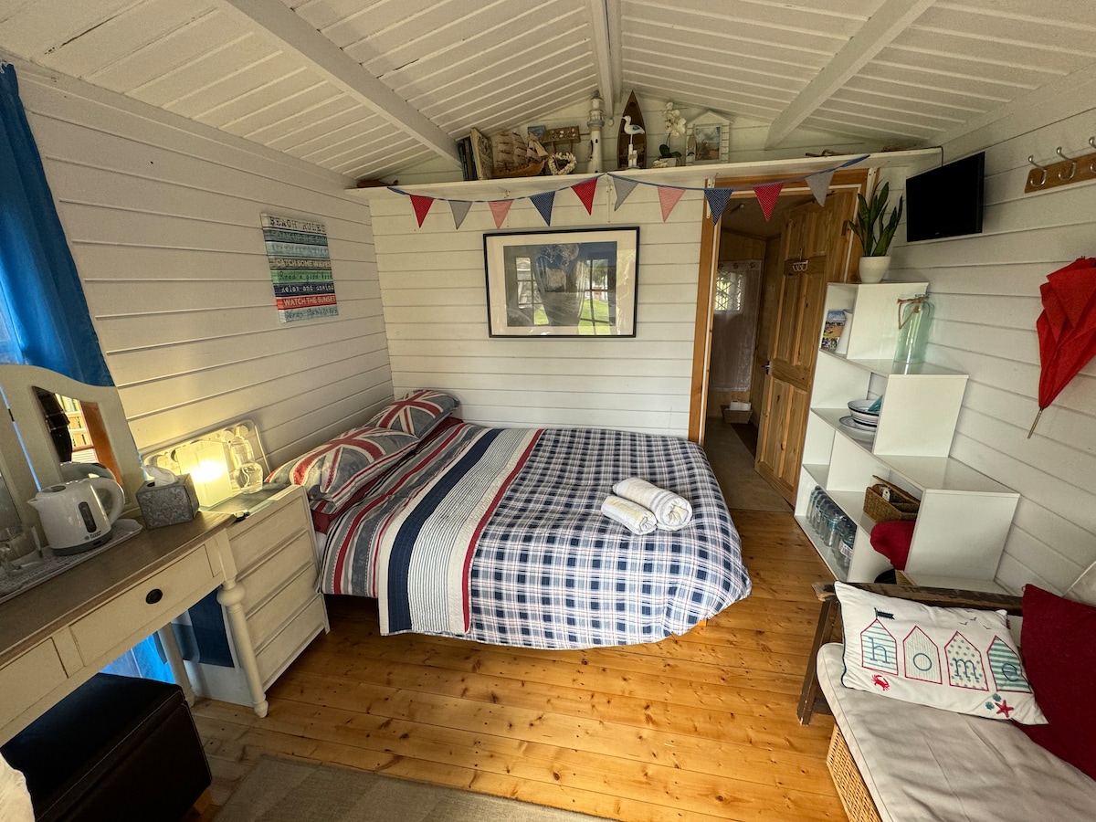 Successful Airbnb property: The Studio Hideaway -seaside glamping Broadstairs! in Broadstairs And St. Peters
