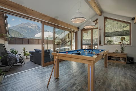 Apart Central - Premium MountainGarden Saphir 150
