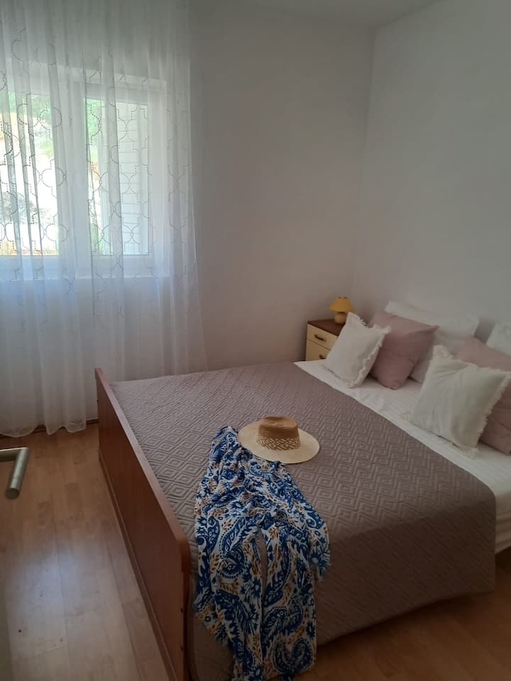 غرفة النوم، السطح: 10 متر مربع