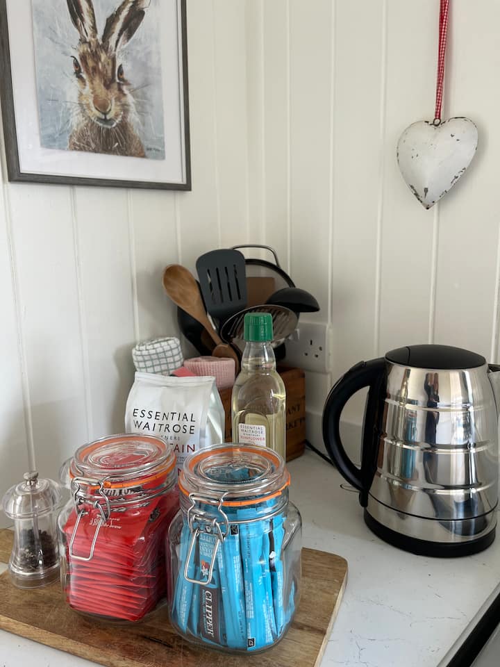 Full kitchen image 5