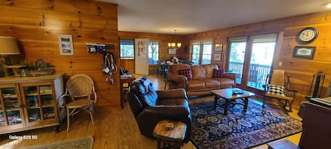 Successful Airbnb property: Mountain Views - Spacious 3BR 2BA in Glenville