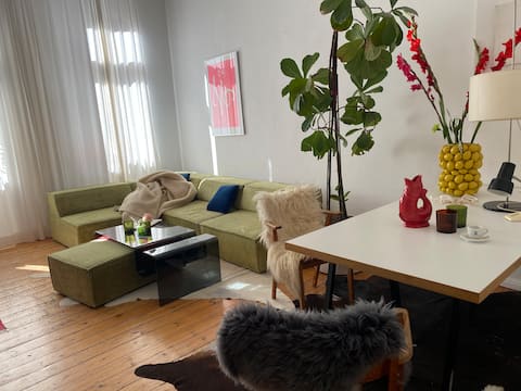Successful Airbnb property: 5 people or family with small children in Wedding