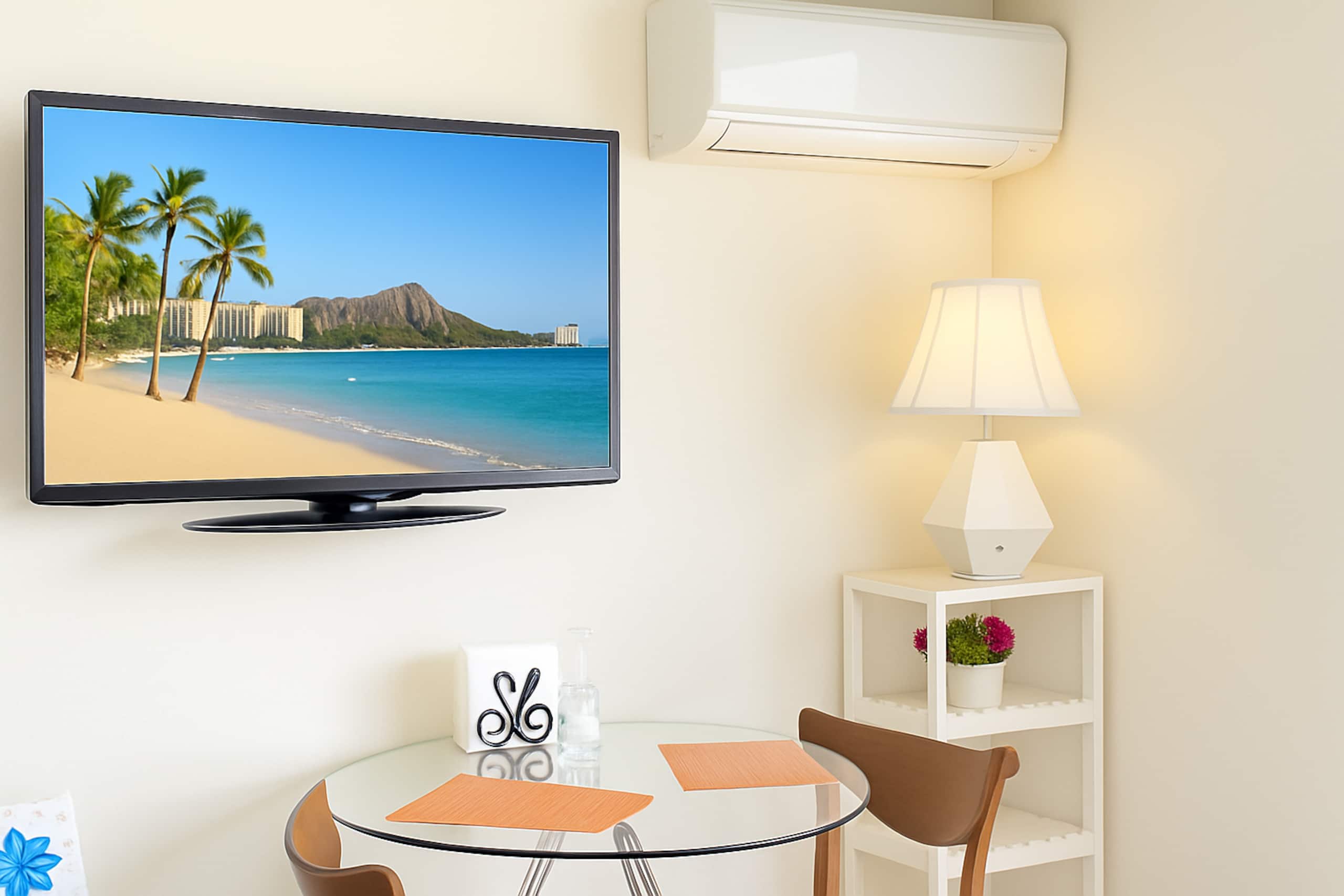 Condo in Honolulu · ★4.91 · Studio · 1 bed · 1 bath - Image 27