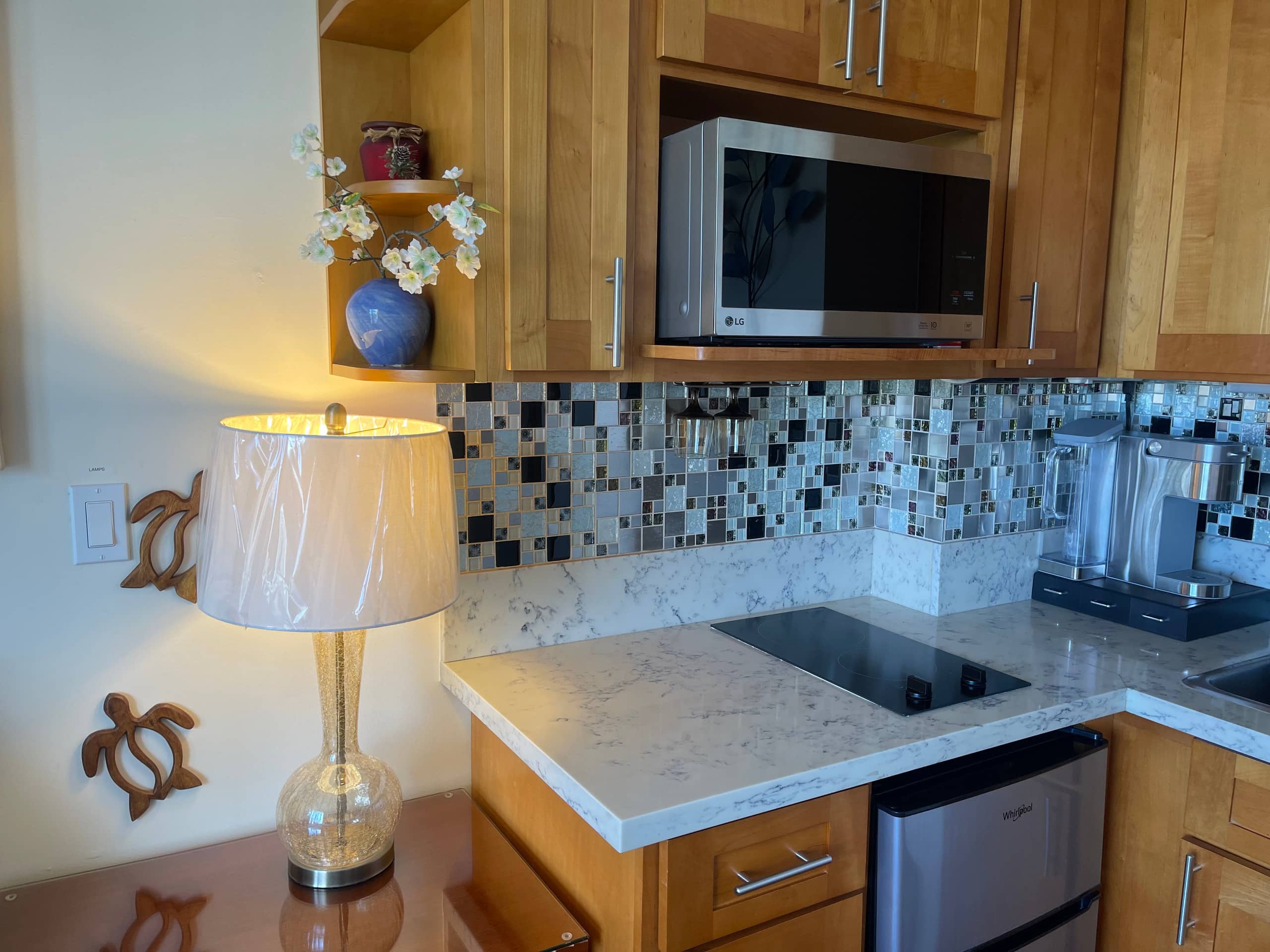 Condo in Honolulu · ★4.91 · Studio · 1 bed · 1 bath - Image 6