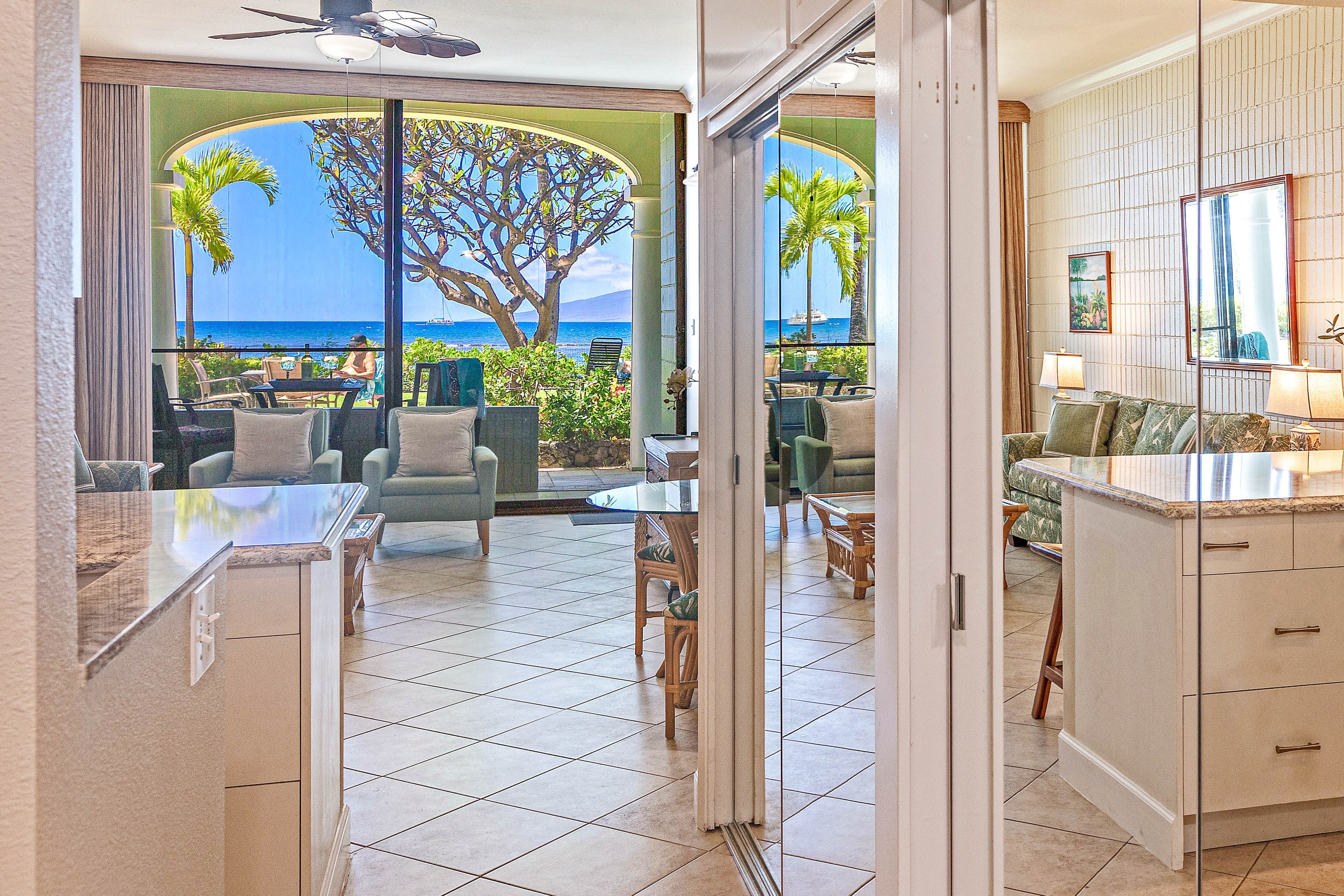 Condo in Lahaina · ★4.9 · 1 bedroom · 2 beds · 1 bath - Image 7