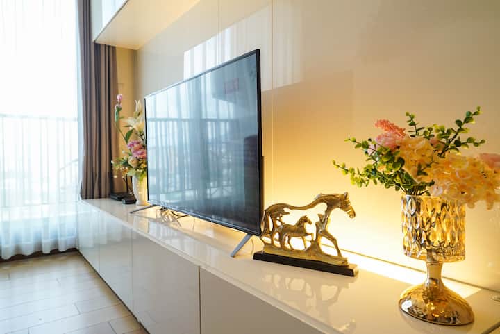 Superior Living Atop🏙 Astra Luxury Condo @Old City - Chiang Mai