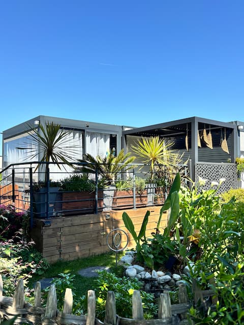 Ocean Suite Private room with pergola and jacuzzi