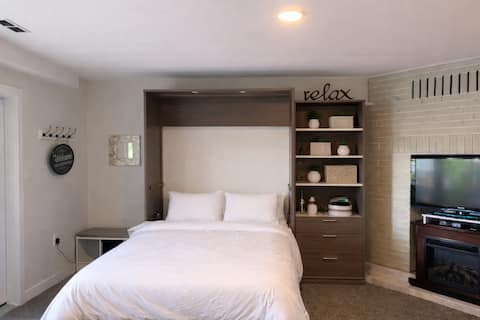 Successful Airbnb property: Okanagan Wine Trail Suite with Private Patio in West Kelowna