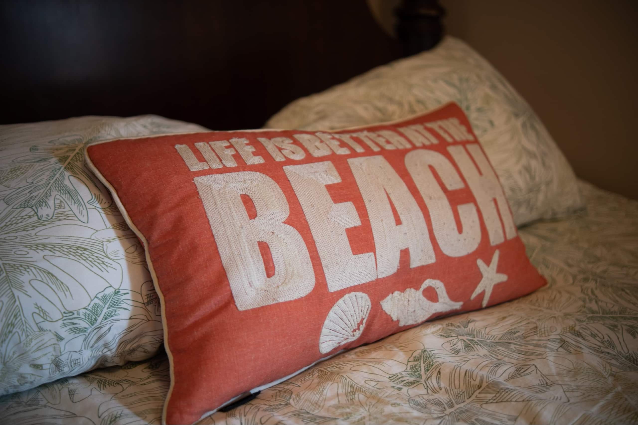 Last-Minute Deal! Central, Clean & Cozy Stay - Photo 17