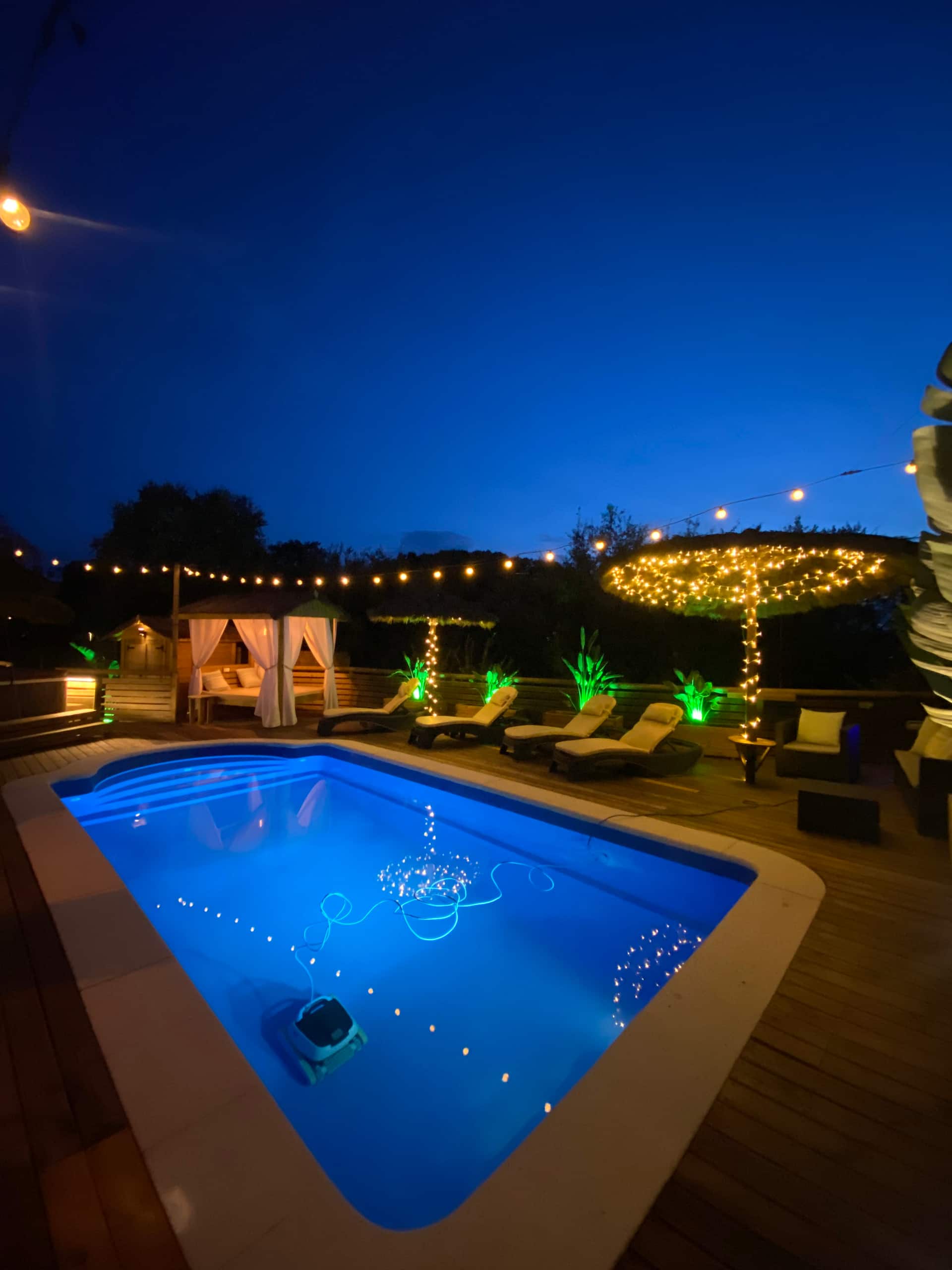 Fabulous studio/apt, with terraces, pool & cabana.