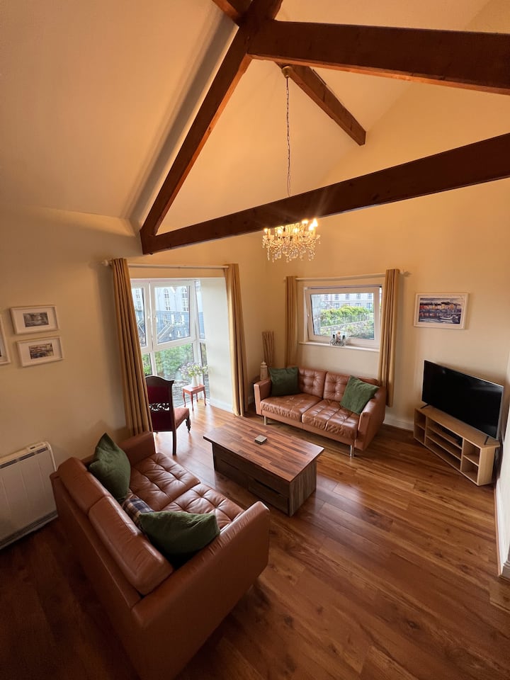 The Galway Suite, At The Granary Suites - Galway