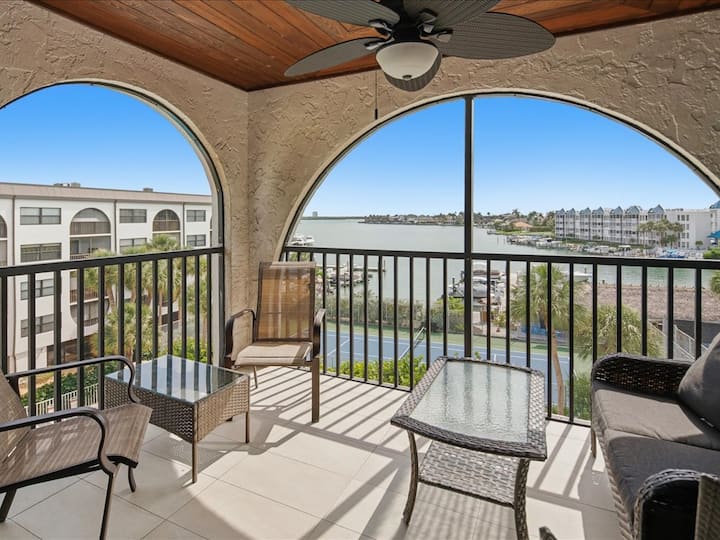 Waterfront 1br Condo With Pool-an-f501 - Marco Island, FL