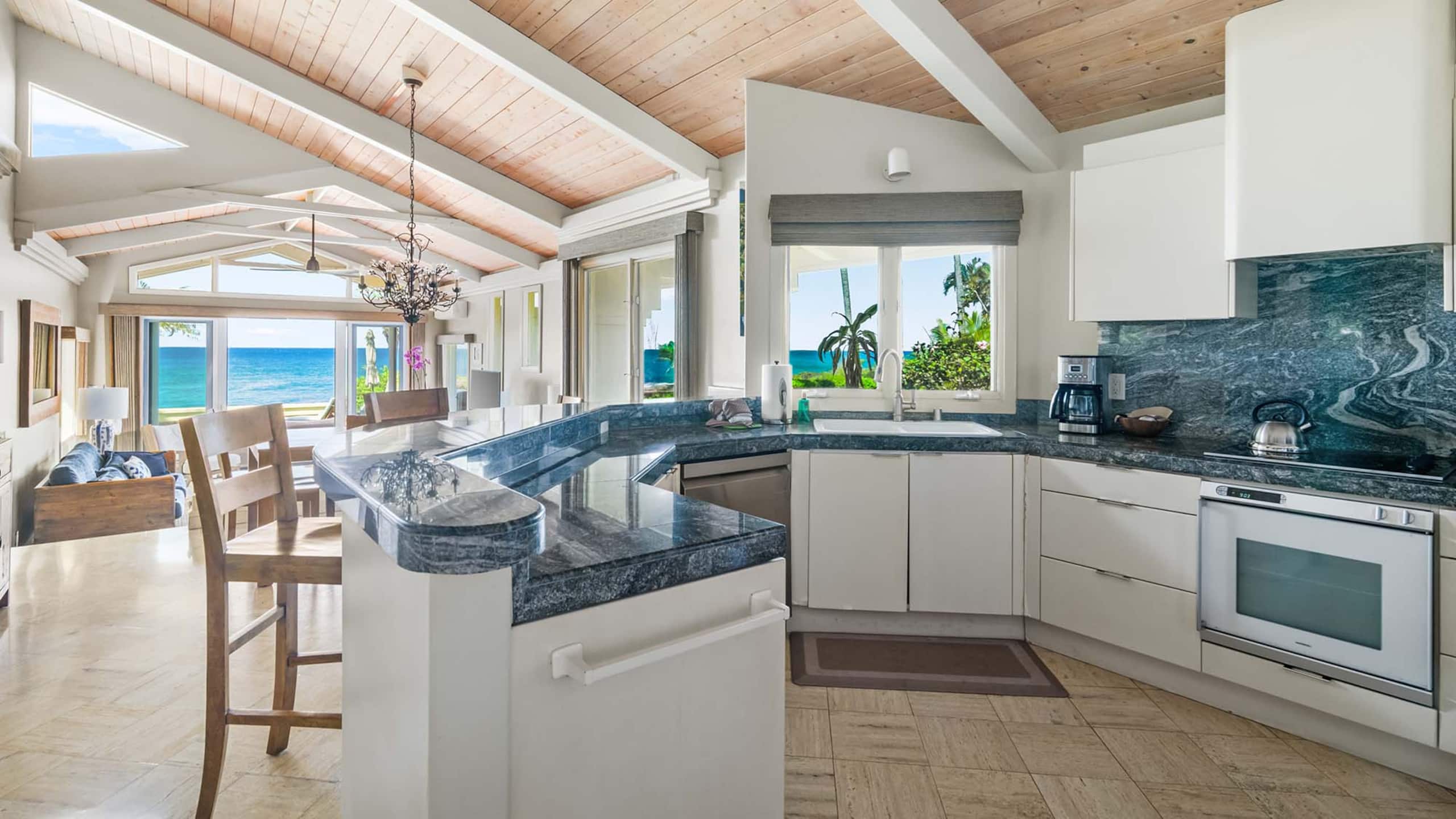 Home in Koloa · ★4.5 · 2 bedrooms · 2 beds · 2 baths - Image 12