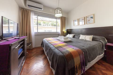 Plaza San Martin - Elegant 2-room - King Bed