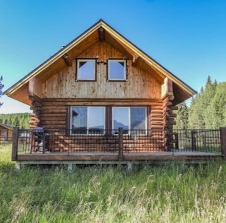 Caribou Cabin Near Glacier National Park - Glacier National Park