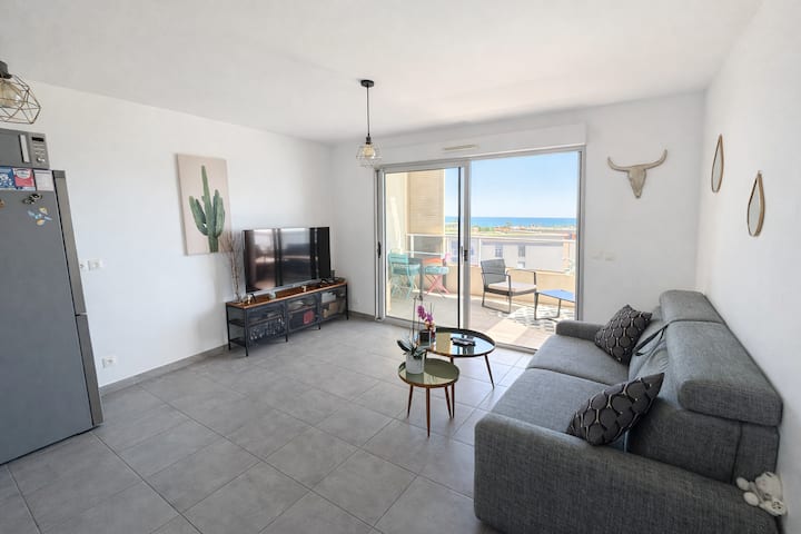 Agréable Studio Vue Mer Avec Terrasse Et Piscine - Villeneuve-Loubet