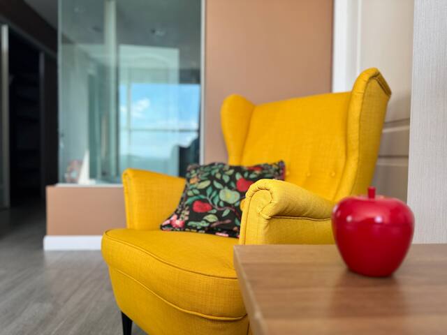 3 Bed Penthouse 30F Balcon RIVER TalatNoi IconSiam gallery image 2