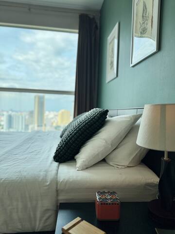 3 Bed Penthouse 30F Balcon RIVER TalatNoi IconSiam gallery image 4