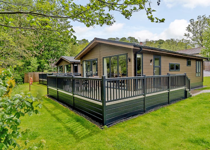 Pemberley Watersedge Lodge - Bath