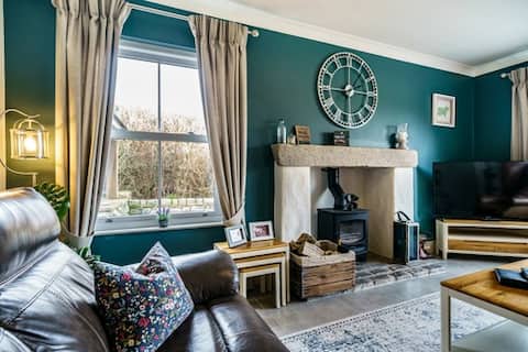 Popular Airbnb listing: The Bakers Cottages, Seaforde in Newry, Mourne And Down District Council