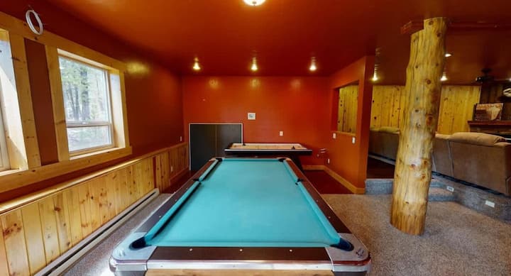 33 Mi To Ynp | Game Room | Sleeps 18 - Island Park, ID
