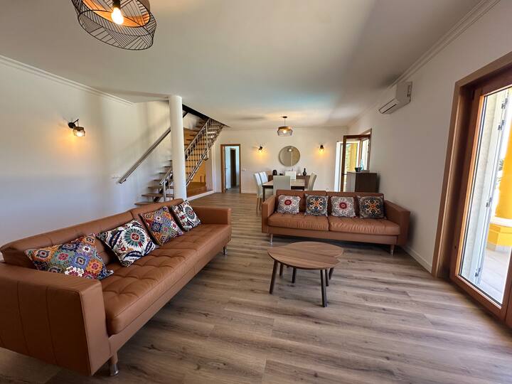 Luxuosa Moradia Com Piscina Privada - Algarve