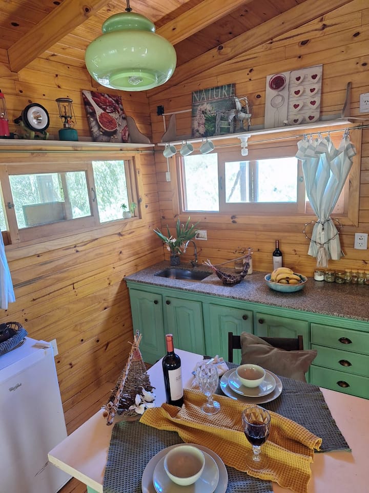 Кабинa в дельте Тигре в районе Beccar