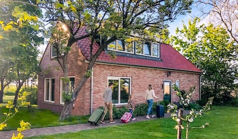 10 people Farm Lodge De Vuurtoren | Hoeve Vianen