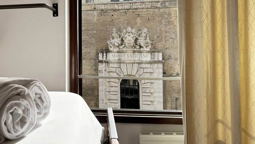 MyTinyHome Festina Lente (19pax)