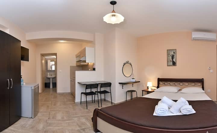 Terra Alegra Romantic Stay With Garden And Balcony