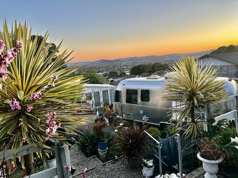 Airstream Get-a-way with great views