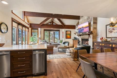 Popular Airbnb listing: FamilyFriendly5 MinWalk2 Deer Valley Ski Slopes in Park City