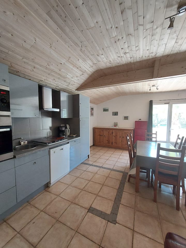 Maison Climatisée Pour 7 Pers Avec Piscine - France