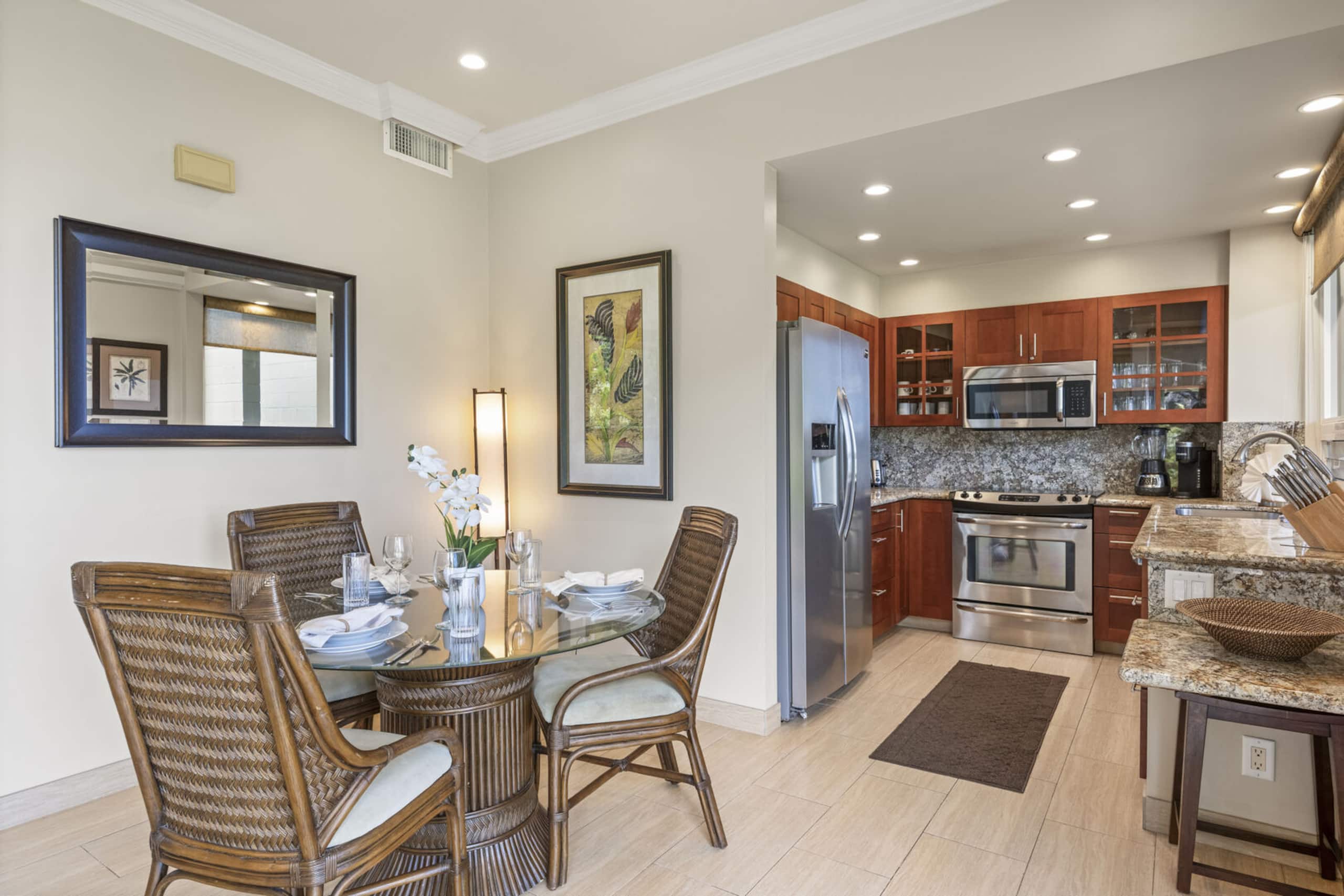 Condo in Lahaina · ★4.8 · 1 bedroom · 2 beds · 1 bath - Image 14