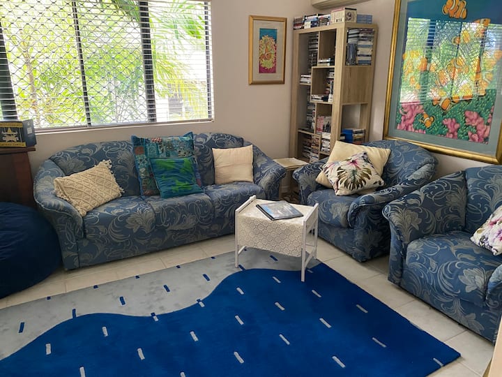Chateau Yongala Private Apartment- Non Smoking - Townsville