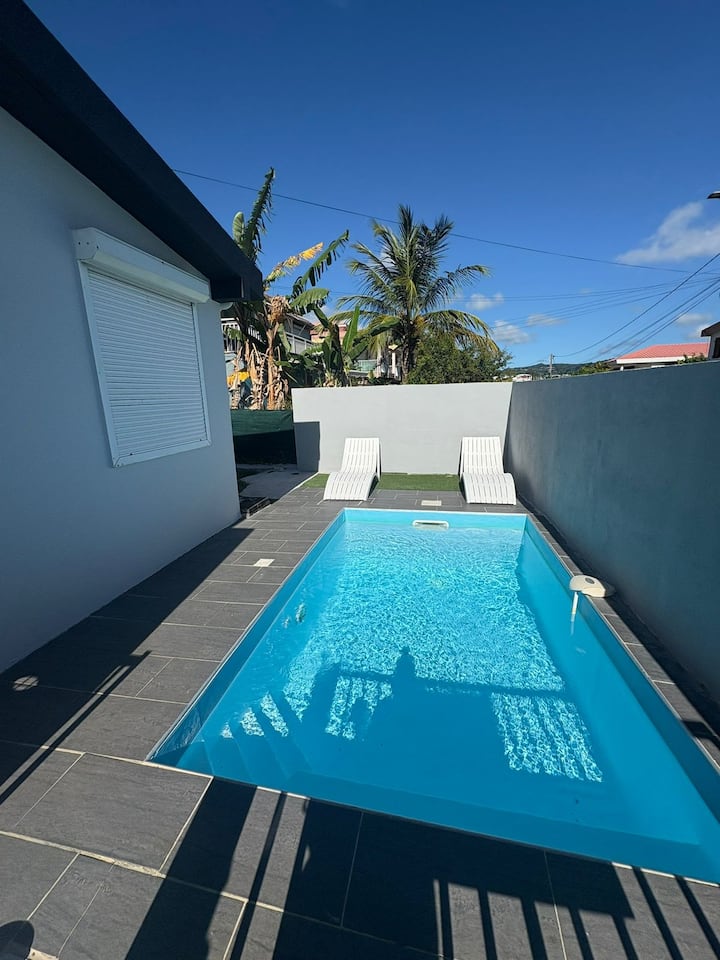 Villa Piscine à Deux Pas De La Mer : Villa Josamy - Martinique