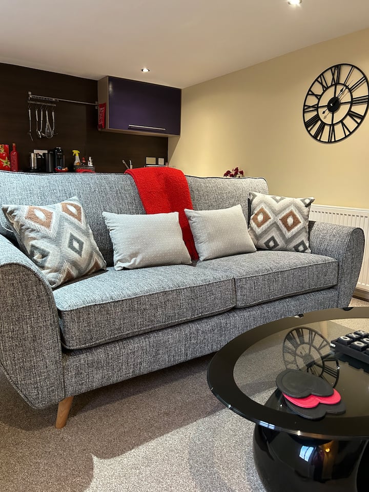 Wyvis Apartment: The Best Seat In The House/castle - Loch Ness