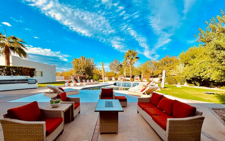The Blue Cove Oasis | 8 Bedroom 7 Bathroom 17+Beds - Villas for