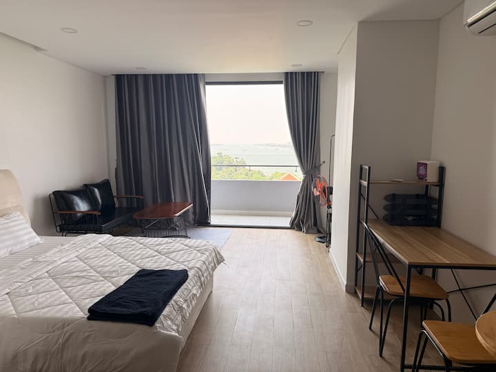 Lovely Studio With Pool And Riverside View - Phnom Penh