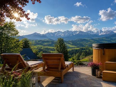 Popular Airbnb listing: Zyngierka Tatra Mountains view in Gmina Szaflary