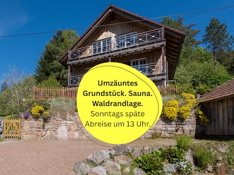 Holzhaus Enzklösterle am Wald: Sauna | fenced