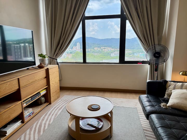 Cute Condo Near Selayang/batu Caves, Hill View - Batu Caves