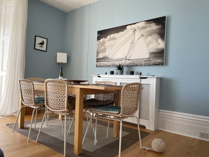 Seacliff - 3 Bed Stunning Apartment - Isle of Wight
