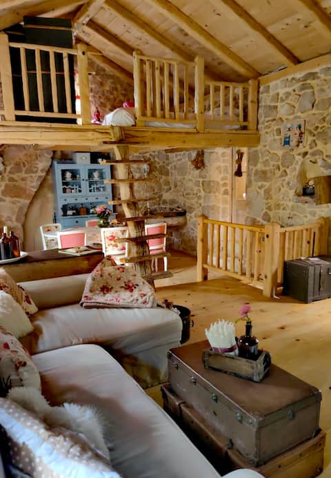 Festina Lente Heritage Villa Krk - Heated Pool