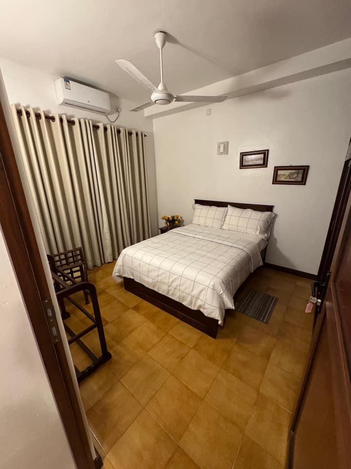 غرفة النوم 2