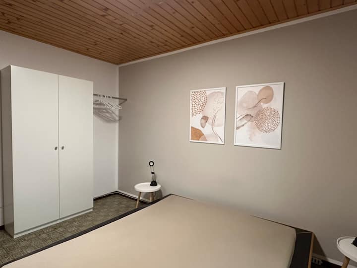 غرفة النوم 2