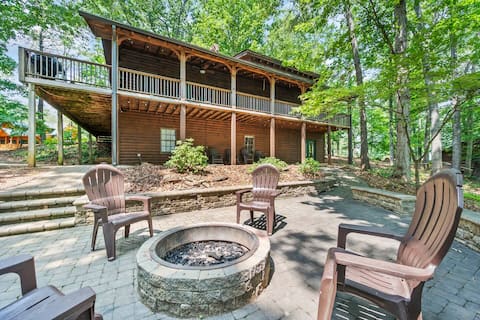 The Lodge at Pine Haven